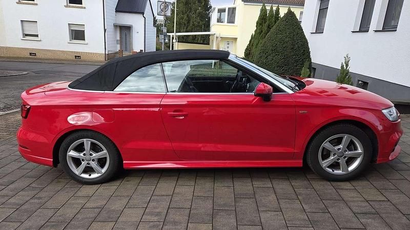 Gebraucht Audi A3 Cabriolet S-Line 150 PS (110 kW) 2018 Rot Cabrio