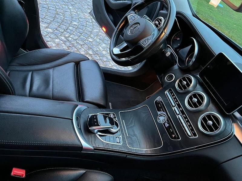 Gebraucht Mercedes C250 AMG line 204 PS (150 kW) 2016 Silber Kombi