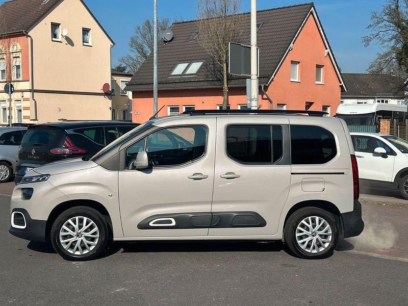Gebraucht Citroën Berlingo Feel 131 PS (96 kW) 2019 Beige Van / Kleinbus