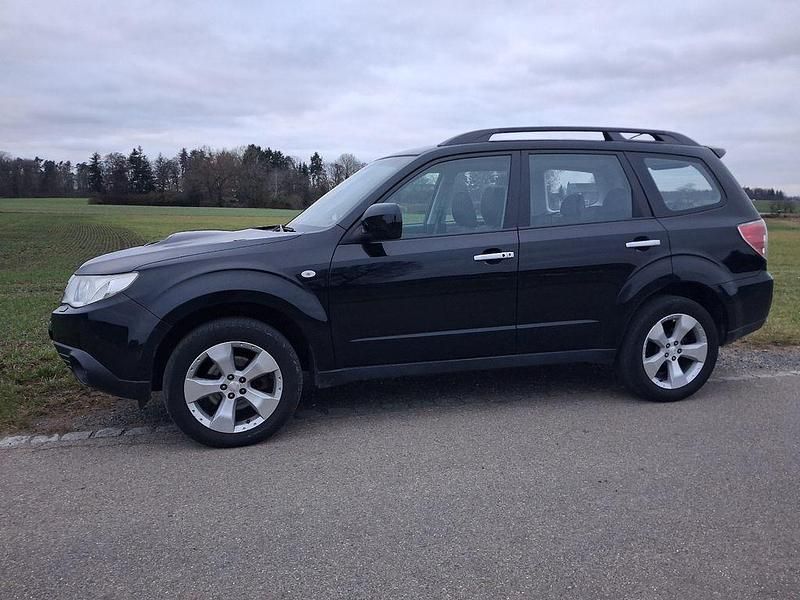 Gebraucht Subaru Forester Exclusive+ 147 PS (108 kW) 2009 Schwarz SUV