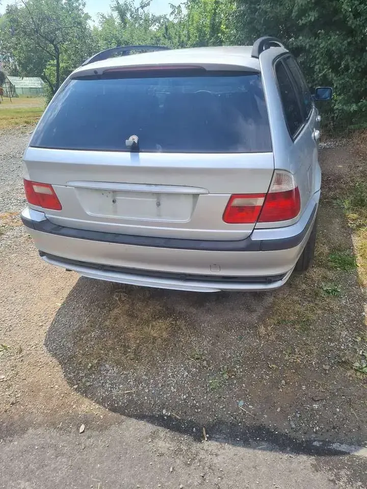 Gebraucht BMW 320 150 PS (110 kW) 2004 Silber Kombi