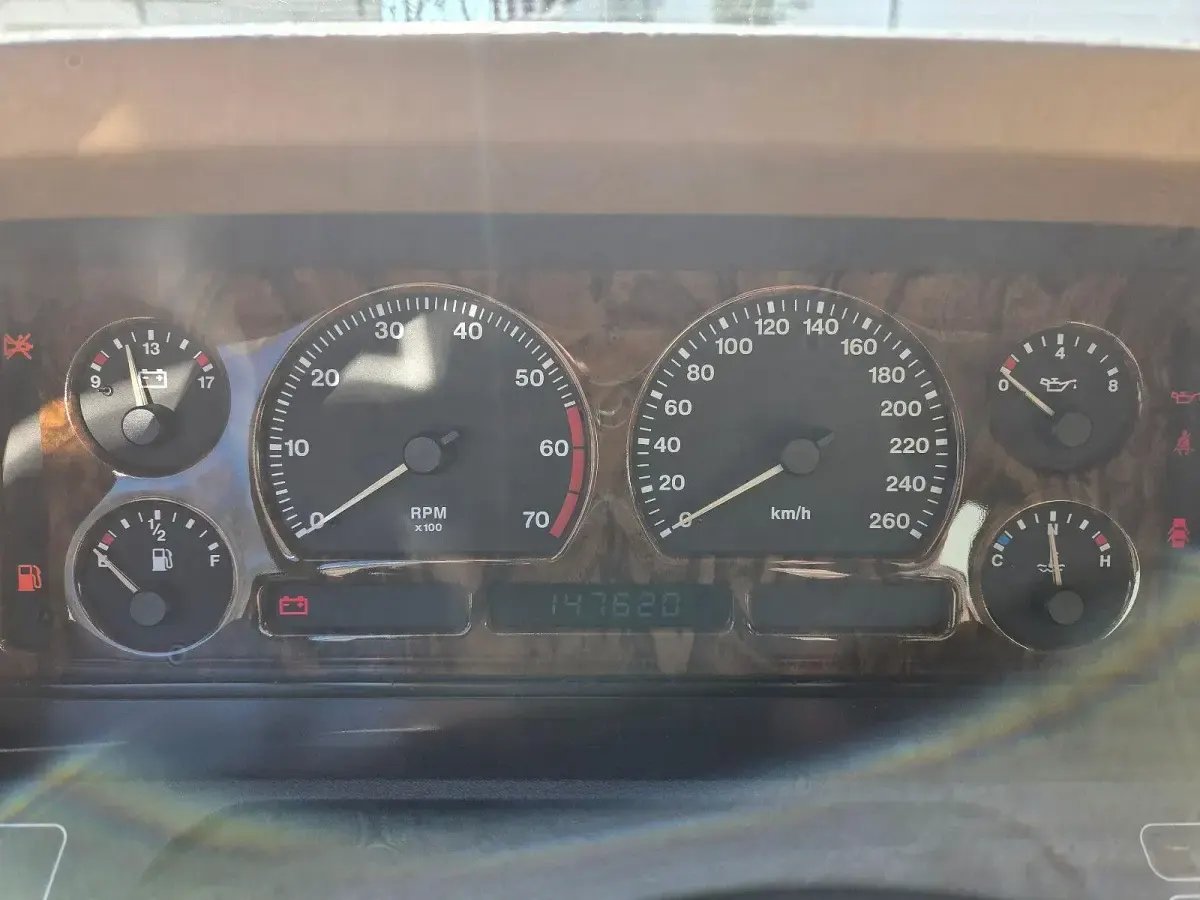 Gebraucht Jaguar XJ40 222 PS (163 kW) 1991 Rot Limousine