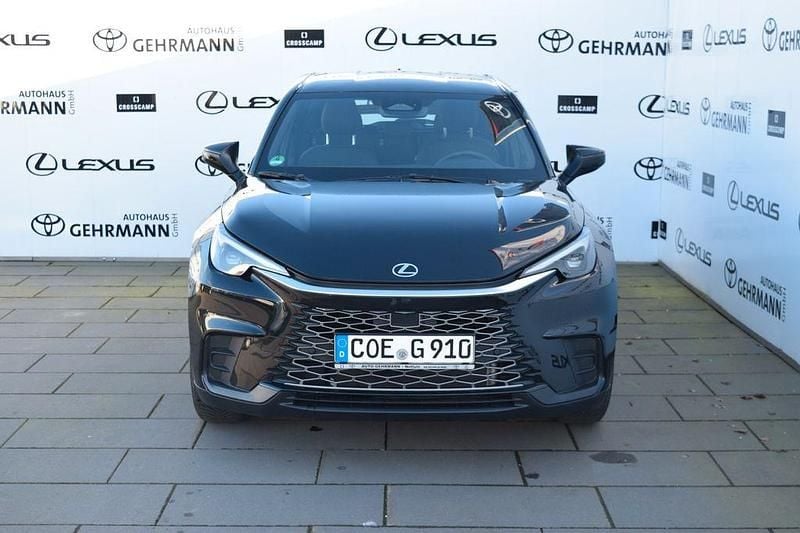 Gebraucht Lexus LBX 136 PS (100 kW) 2025 Schwarz SUV