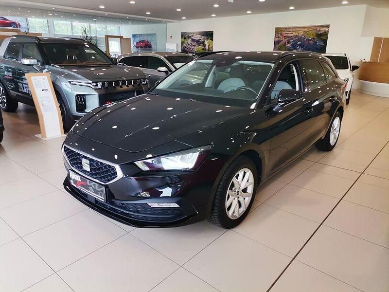 Mitternachtsschwarz Gebraucht 2021 Seat Leon Style Kombi | 20.999 € (Guter Preis) - Bild 1/3