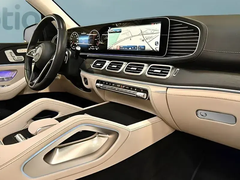 Gebraucht Mercedes GLE350 333 PS (244 kW) 2025 Schwarz SUV