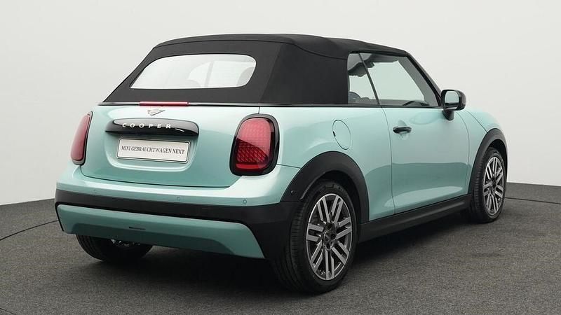 Gebraucht Mini Cooper Cabriolet Classic 163 PS (119 kW) 2024 Grün Cabrio