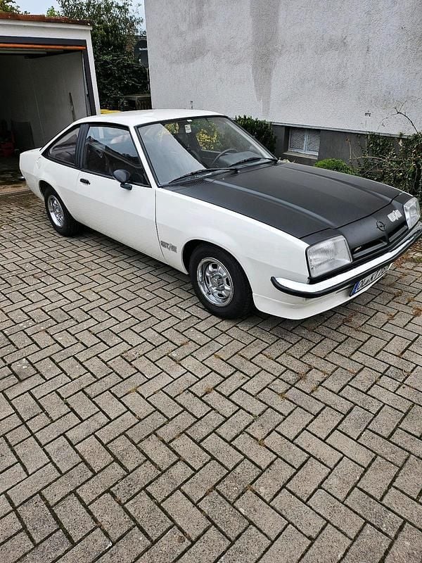 Weiß Gebraucht 1978 Opel Manta Coupé | 24.000 € - Bild 1/4