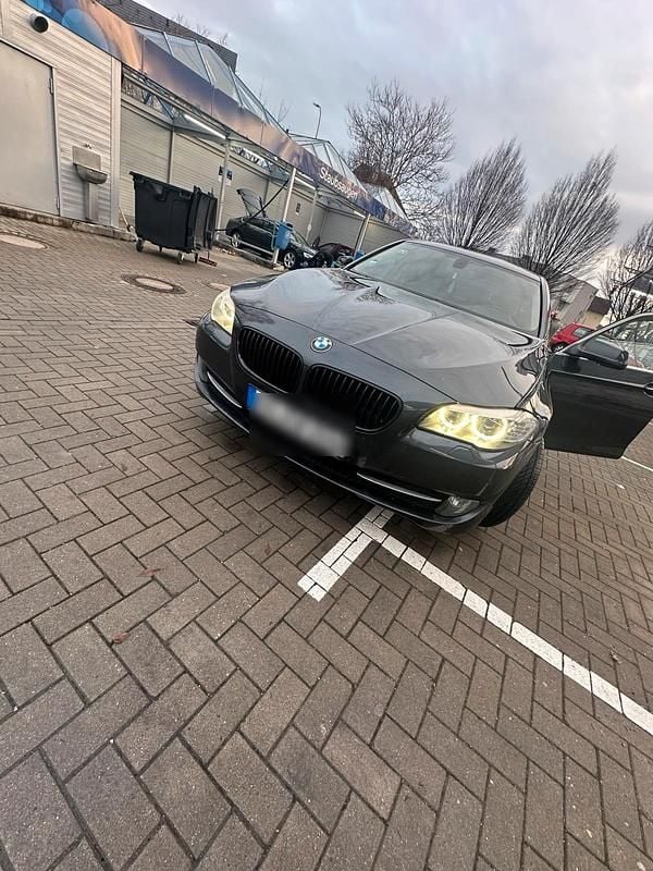 Gebraucht BMW 530 245 PS (180 kW) 2011 Limousine