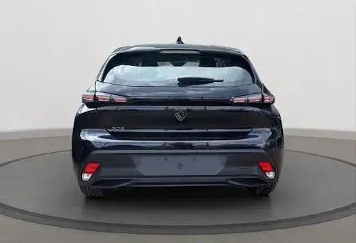 Neu Peugeot 308 Style 145 PS (106 kW) 2025 Schwarz Limousine