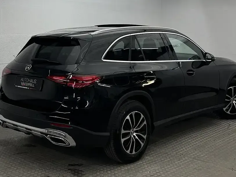 Gebraucht Mercedes GLC220 Advanced Plus 197 PS (144 kW) 2024 Schwarz SUV