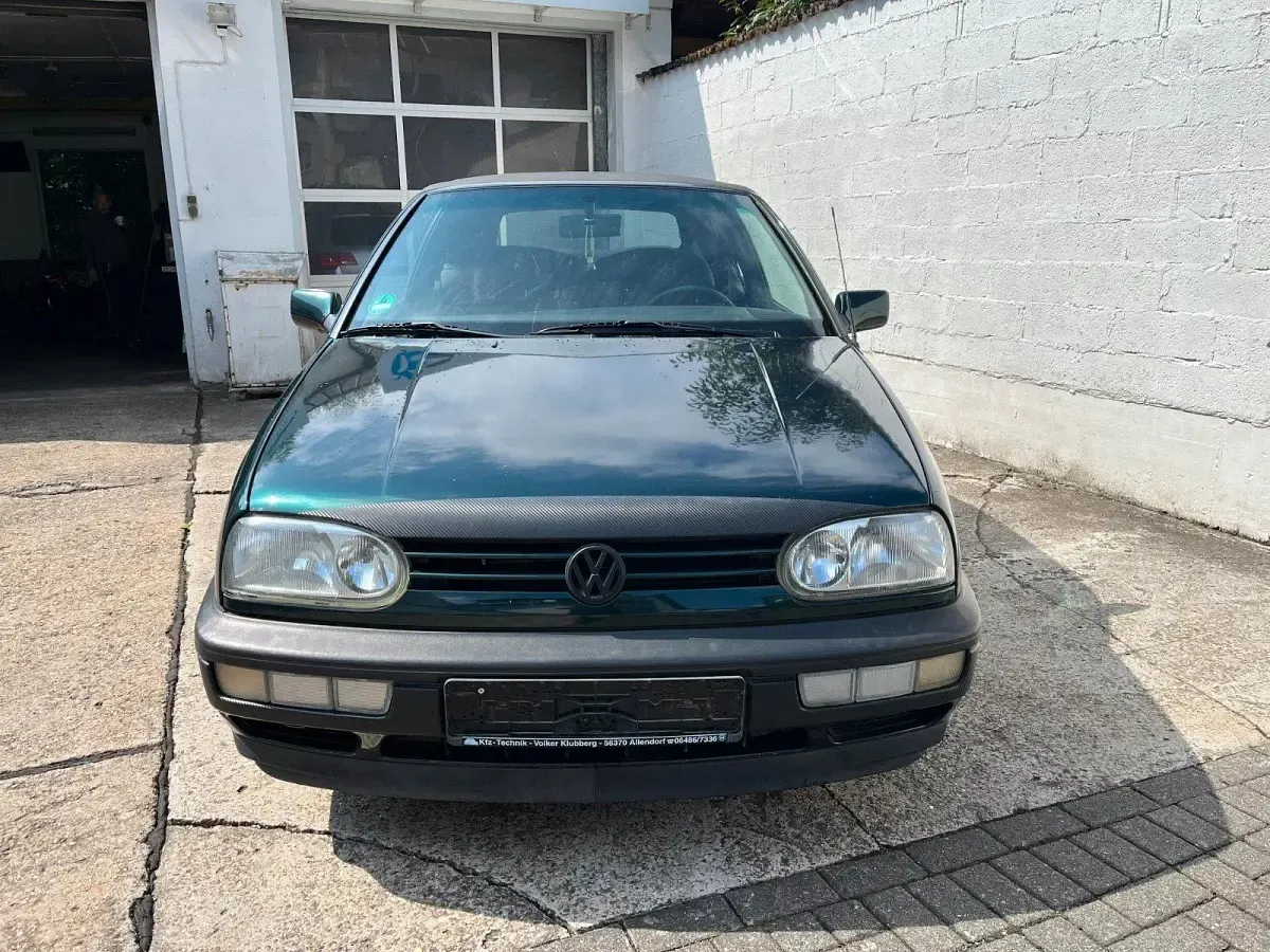 Gebraucht VW Golf Cabriolet 90 PS (66 kW) 1994 Grün Cabrio