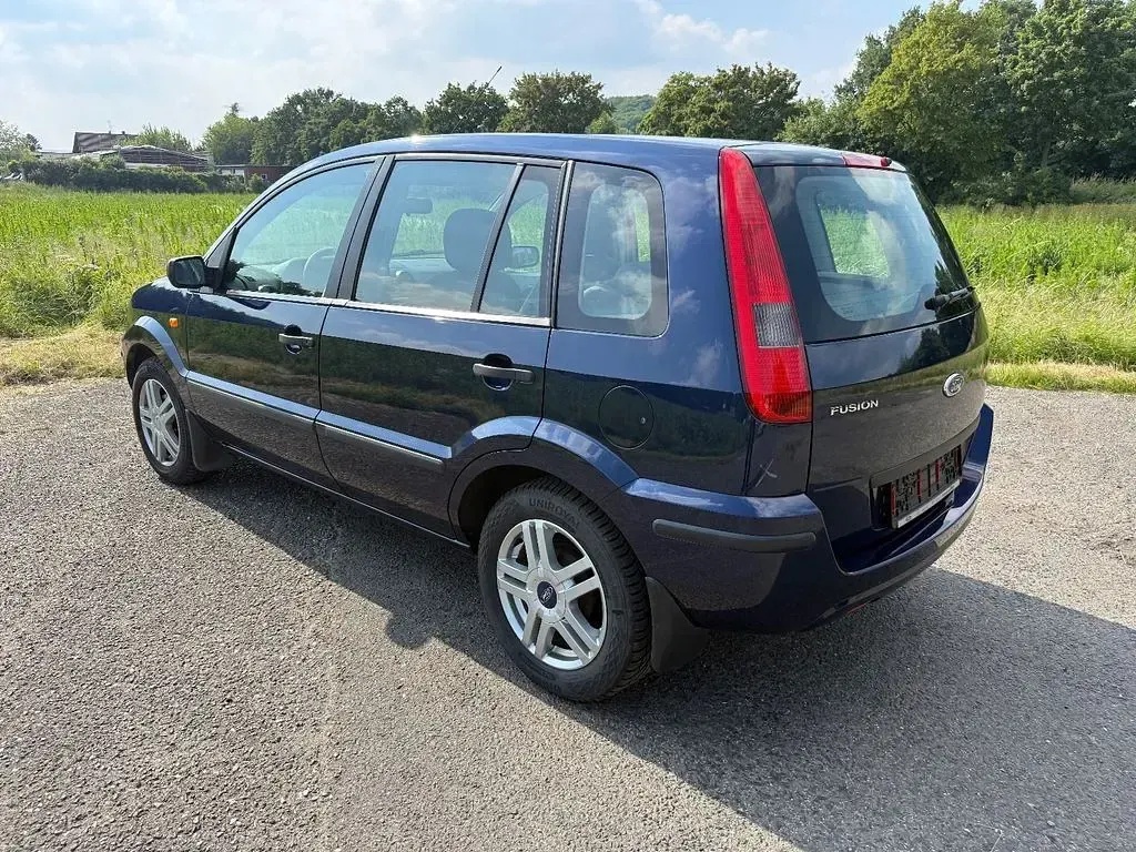 Gebraucht Ford Fusion 101 PS (74 kW) 2004 Blau Kleinwagen