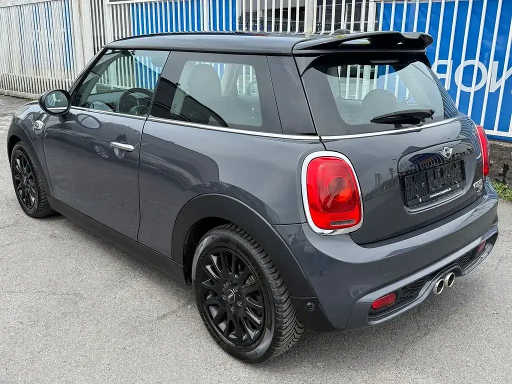 Gebraucht Mini Cooper SD 170 PS (125 kW) 2016 Grau Kleinwagen