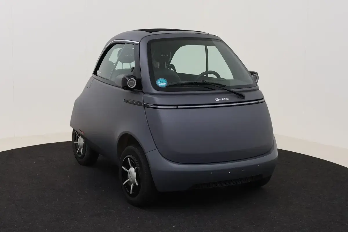 Gebraucht Micro Microlino 13 kW (18 PS) 2024 Berlin anthrazit matt Kleinwagen
