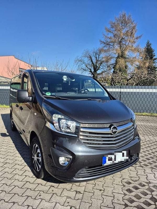 Gebraucht Opel Vivaro 145 PS (106 kW) 2018 Schwarz Van / Kleinbus