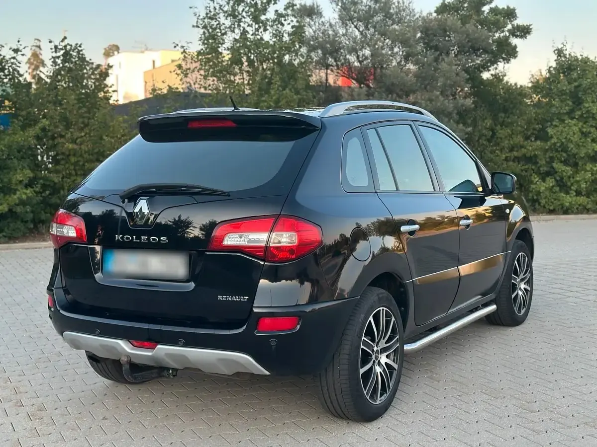 Gebraucht Renault Koleos 150 PS (110 kW) 2010 Schwarz SUV