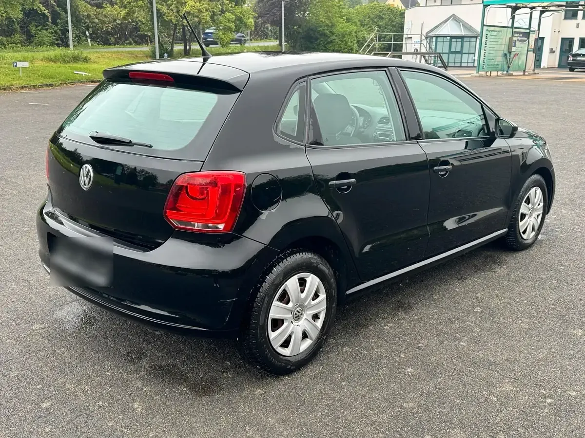 Używany VW Polo 60 KM (44 kW) 2012 Czarny Hatchback