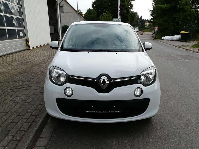 Gebraucht Renault Twingo Experience 69 PS (50 kW) 2017 Weiß Kleinwagen