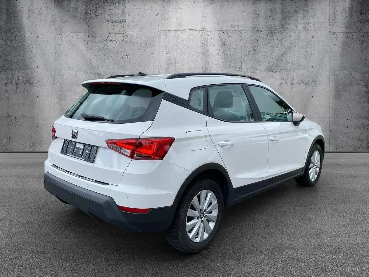 Gebraucht Seat Arona 90 PS (66 kW) 2021 "candy" weiss SUV