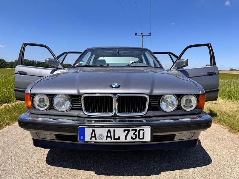 Second-hand BMW 730 218 CP (160 kW) 1992 Gri Berlinǎ