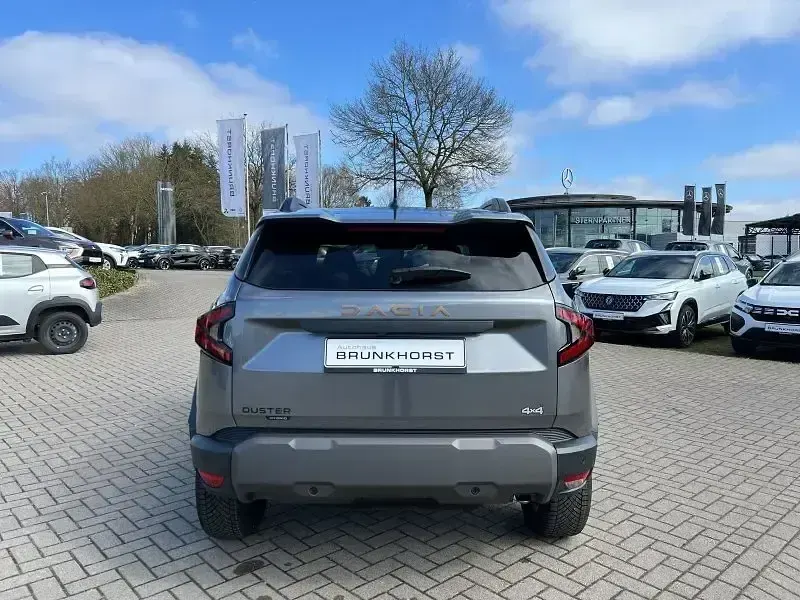 Ny Dacia Duster Extreme 154 HK (113 kW) 2026 Grå SUV