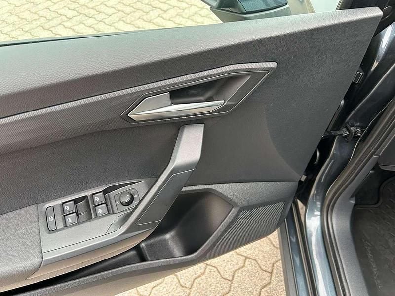 Gebraucht Seat Arona Style 116 PS (85 kW) 2024 Grau SUV