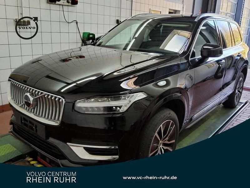 Schwarz onyx black / metallic Gebraucht 2022 Volvo XC90 Core SUV | 42.990 € - Bild 1/3