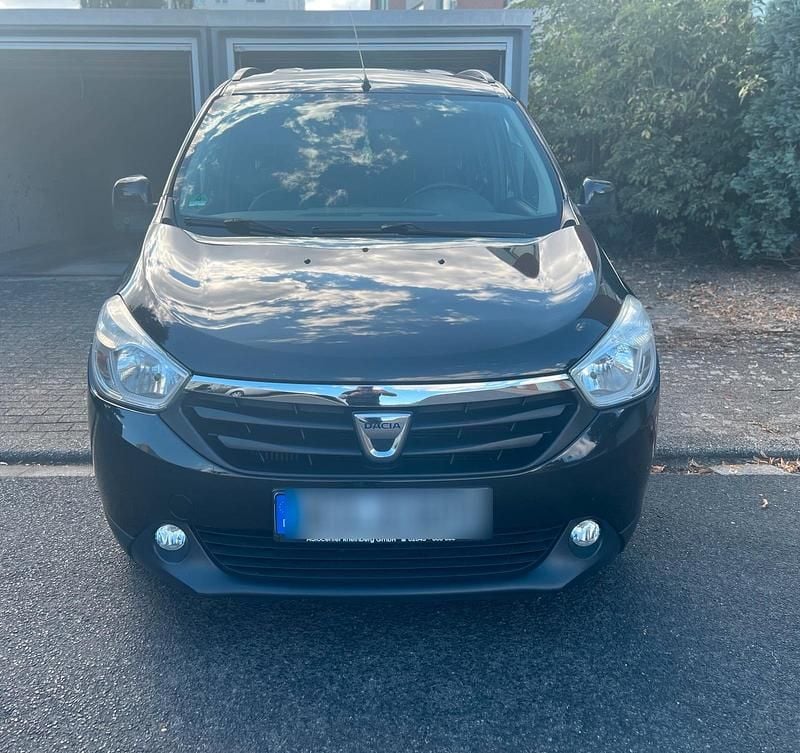 Schwarz Gebraucht 2014 Dacia Lodgy Van / Kleinbus | 4.999 € (Fairer Preis) - Bild 1/4