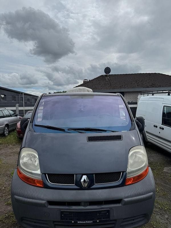 Blau Gebraucht 2002 Renault Trafic Van / Kleinbus | 2.999 € (Fairer Preis) - Bild 1/4