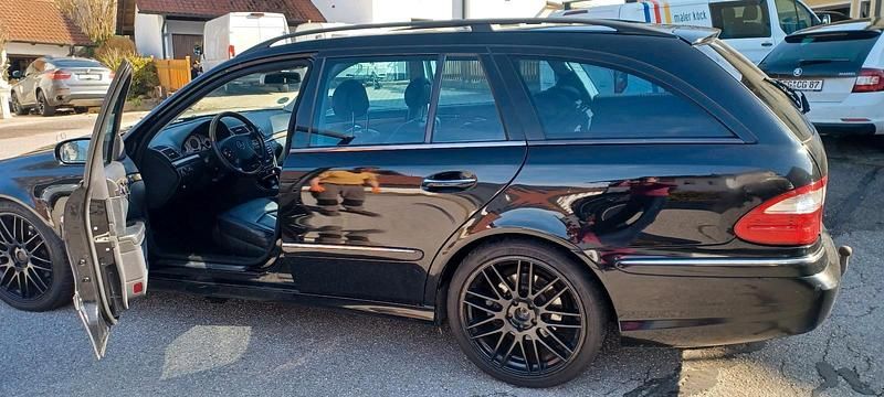 Gebraucht Mercedes 320 204 PS (150 kW) 2004 Schwarz Kombi