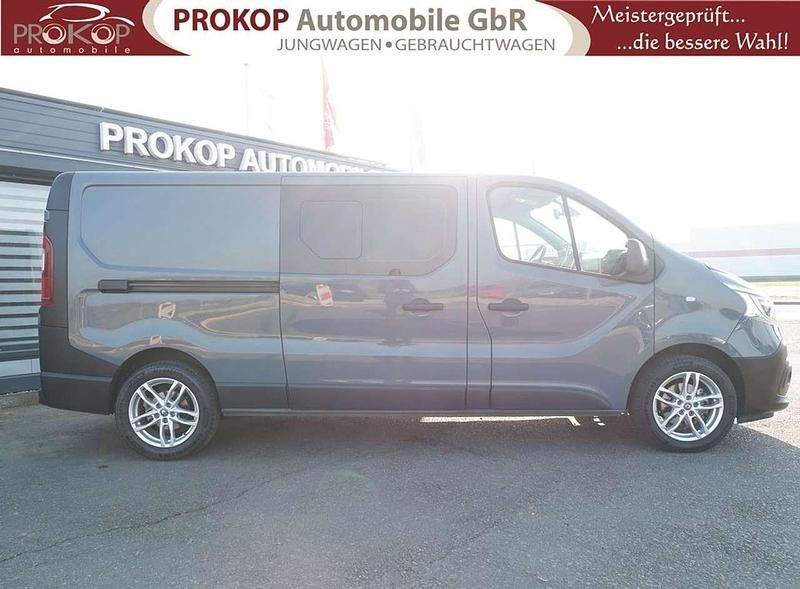 Gebraucht Renault Trafic Komfort 145 PS (106 kW) 2019 Städtisches grau Van / Kleinbus