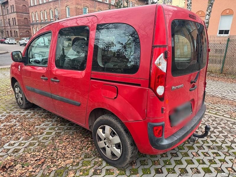 Gebraucht Renault Kangoo 106 PS (77 kW) 2010 Rot SUV