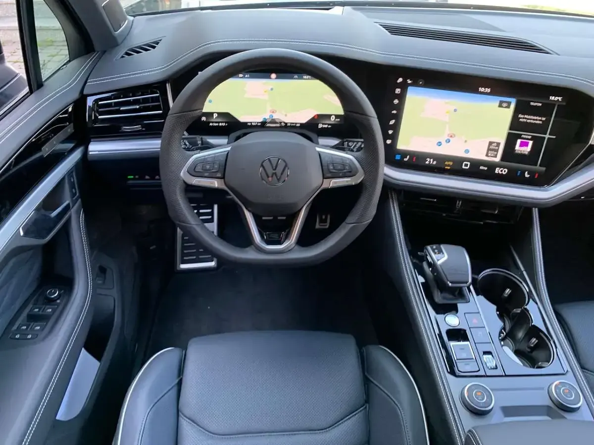 Neu VW Touareg Edition 286 PS (210 kW) 2026 Grenadillschwarz metallic SUV