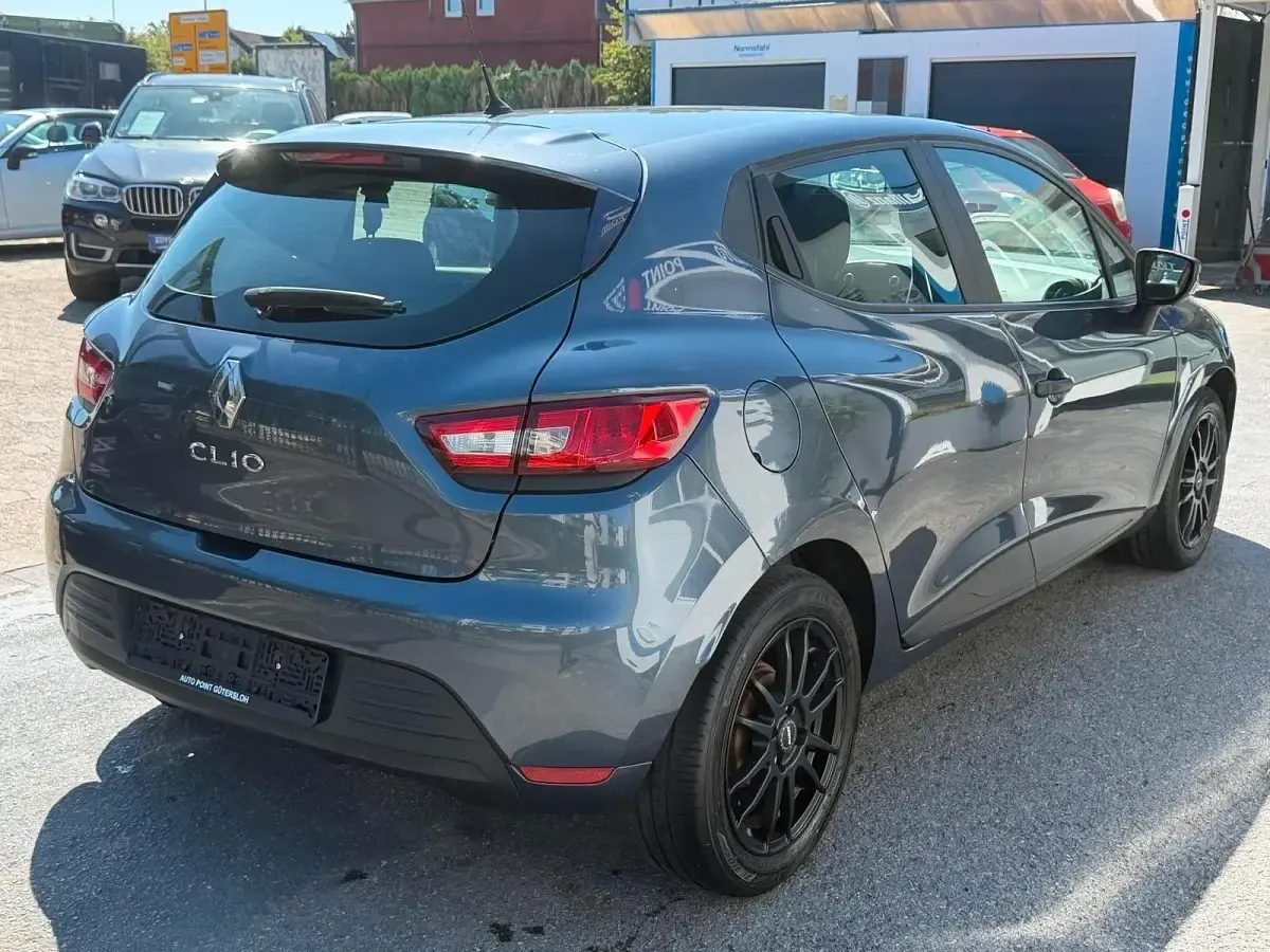 Gebraucht Renault Clio IV 73 PS (53 kW) 2017 Grau Kleinwagen