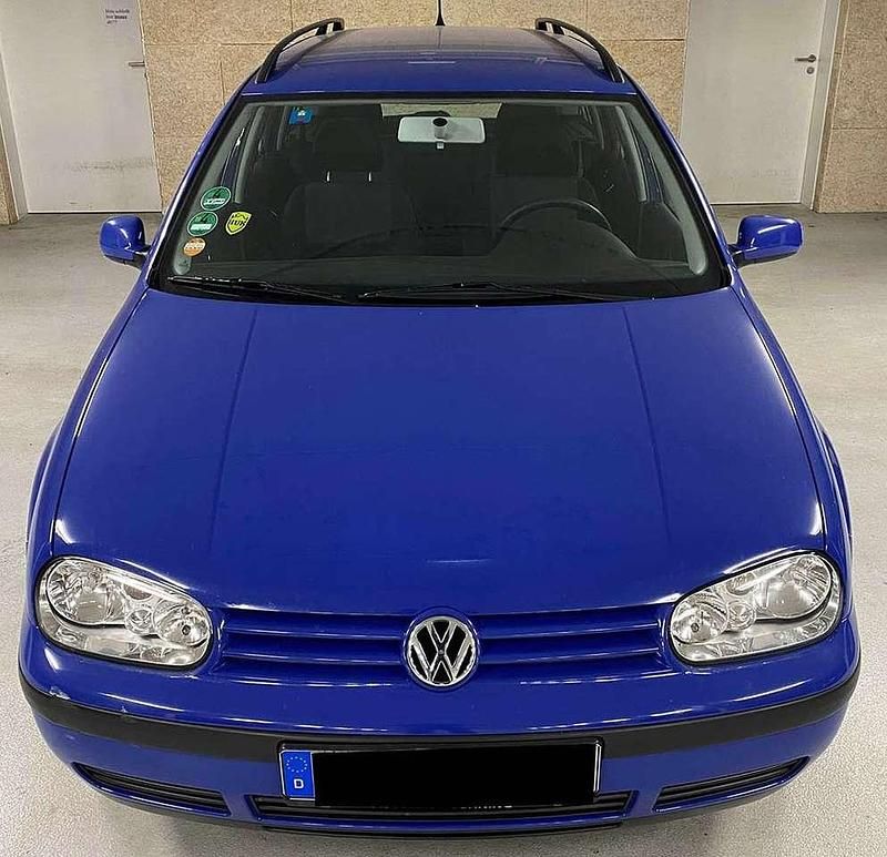 Blau Gebraucht 2001 VW Golf IV Edition Limousine | 3.600 € (Teuer) - Bild 1/4