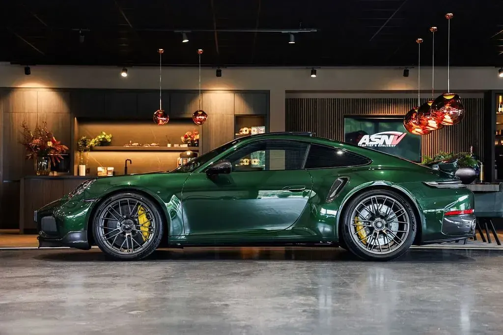 Neu Porsche 992 711 PS (522 kW) 2026 Grün Coupé