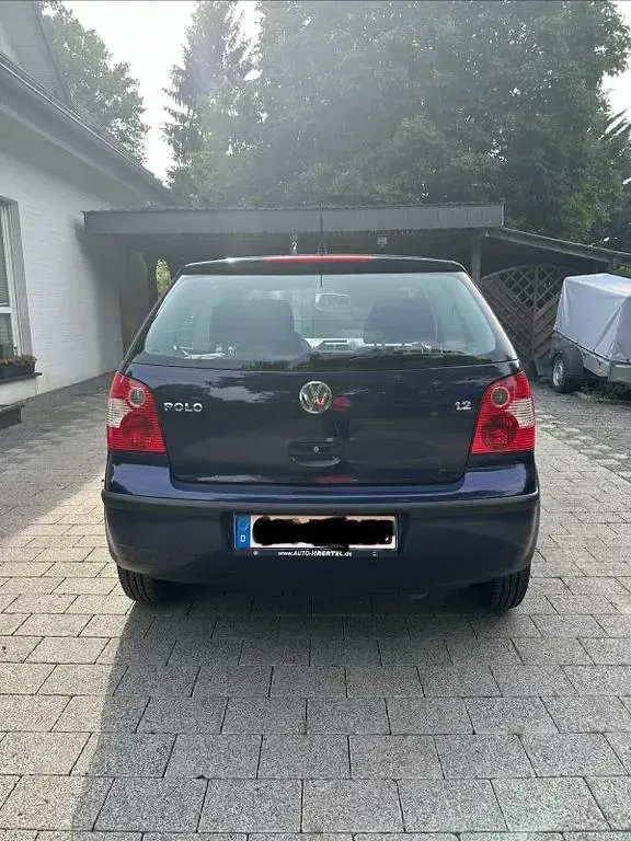 Gebraucht VW Polo Basis 64 PS (47 kW) 2003 Blau Limousine