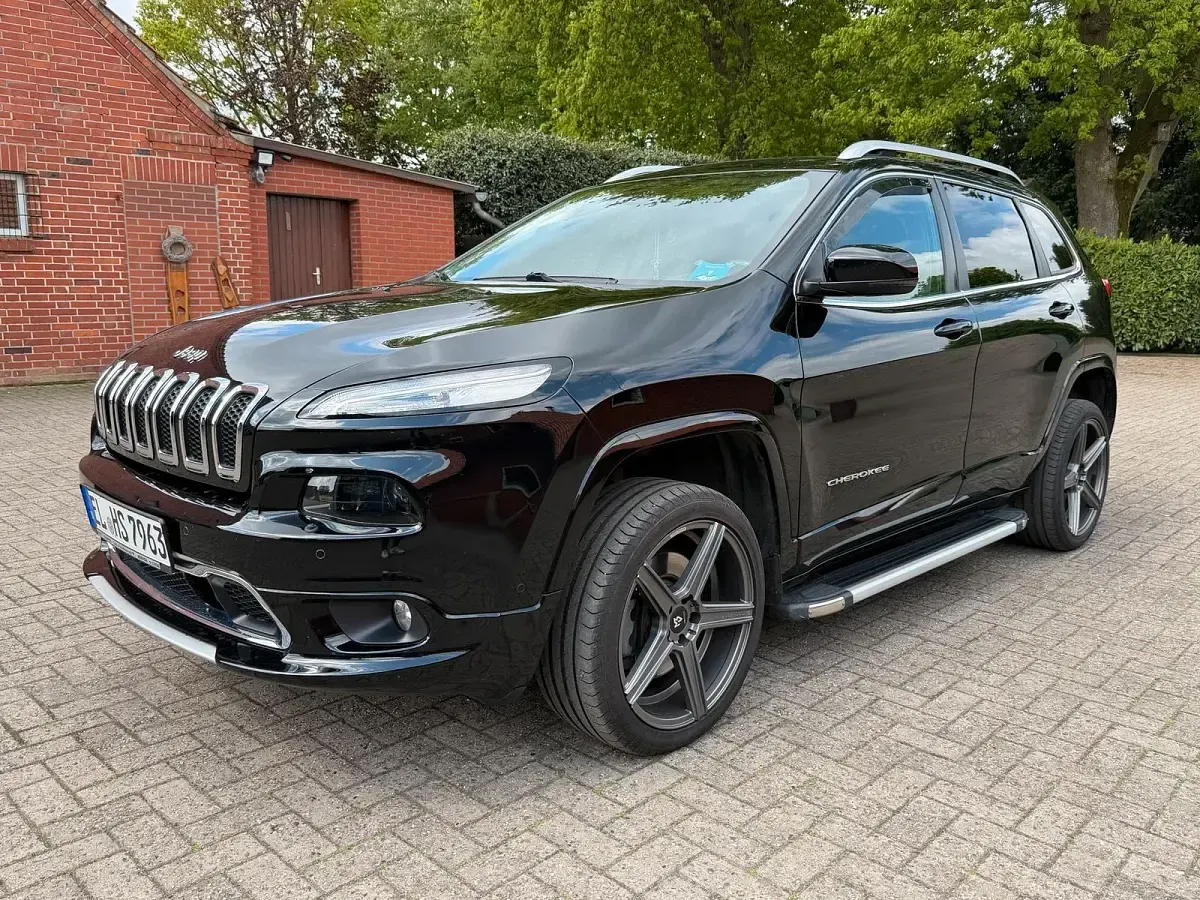 Gebraucht Jeep Cherokee 200 PS (147 kW) 2018 Schwarz SUV