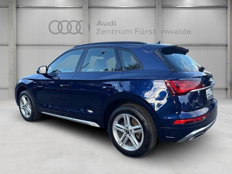 Second-hand Audi Q5 S-Line 286 CP (210 kW) 2021 Albastru SUV
