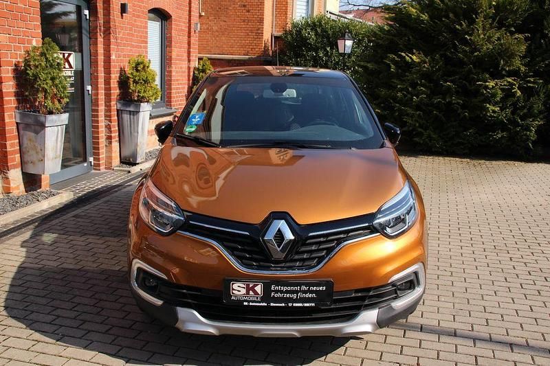 Gebraucht Renault Captur Intens 118 PS (86 kW) 2017 Orange SUV