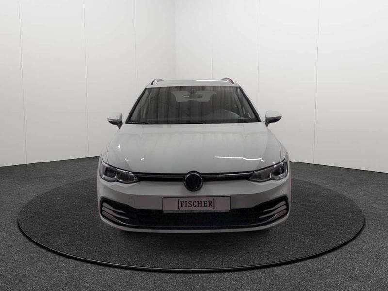 Gebraucht VW Golf VIII Style 150 PS (110 kW) 2022 Weiss Kombi