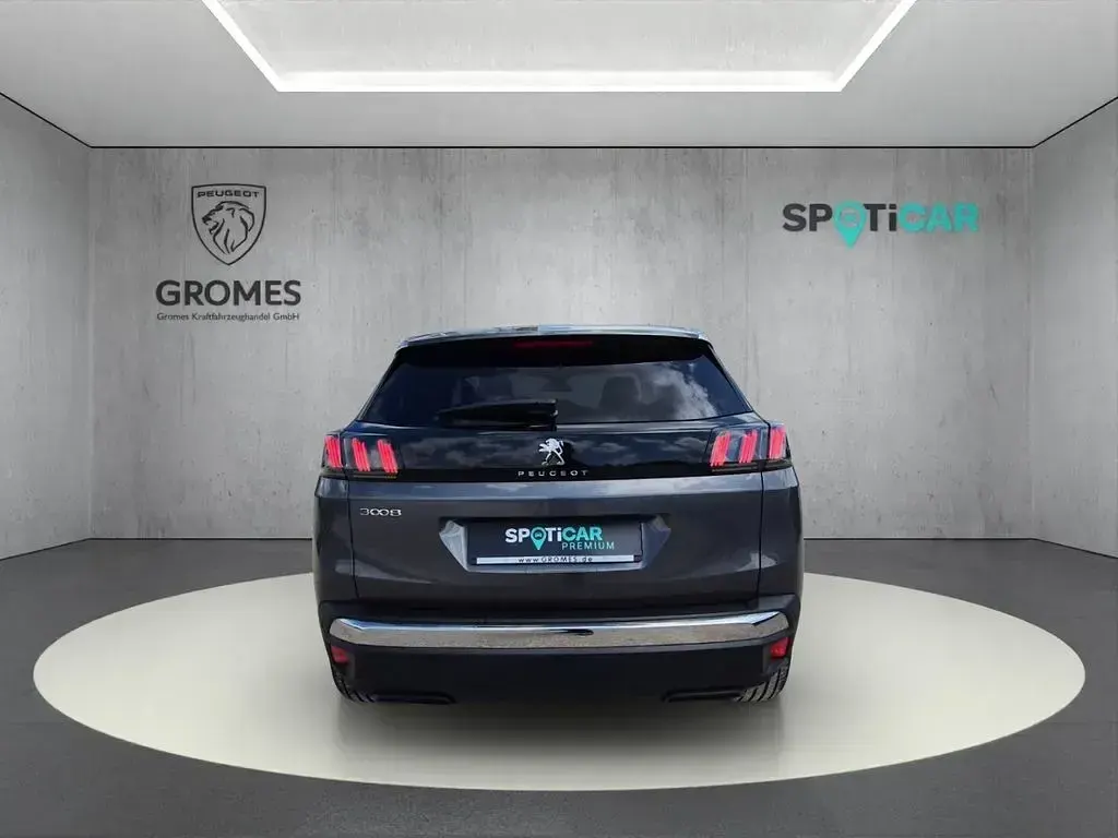 Gebraucht Peugeot 3008 Allure 131 PS (96 kW) 2024 Gris platinium SUV