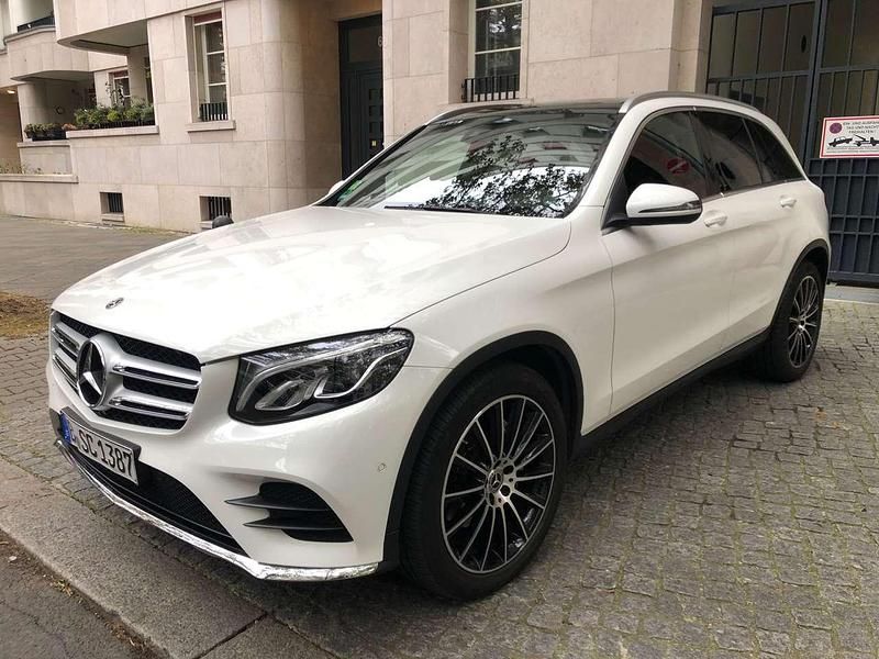 Weiß Gebraucht 2018 Mercedes GLC250 Sport SUV | 32.000 € (Fairer Preis) - Bild 1/4