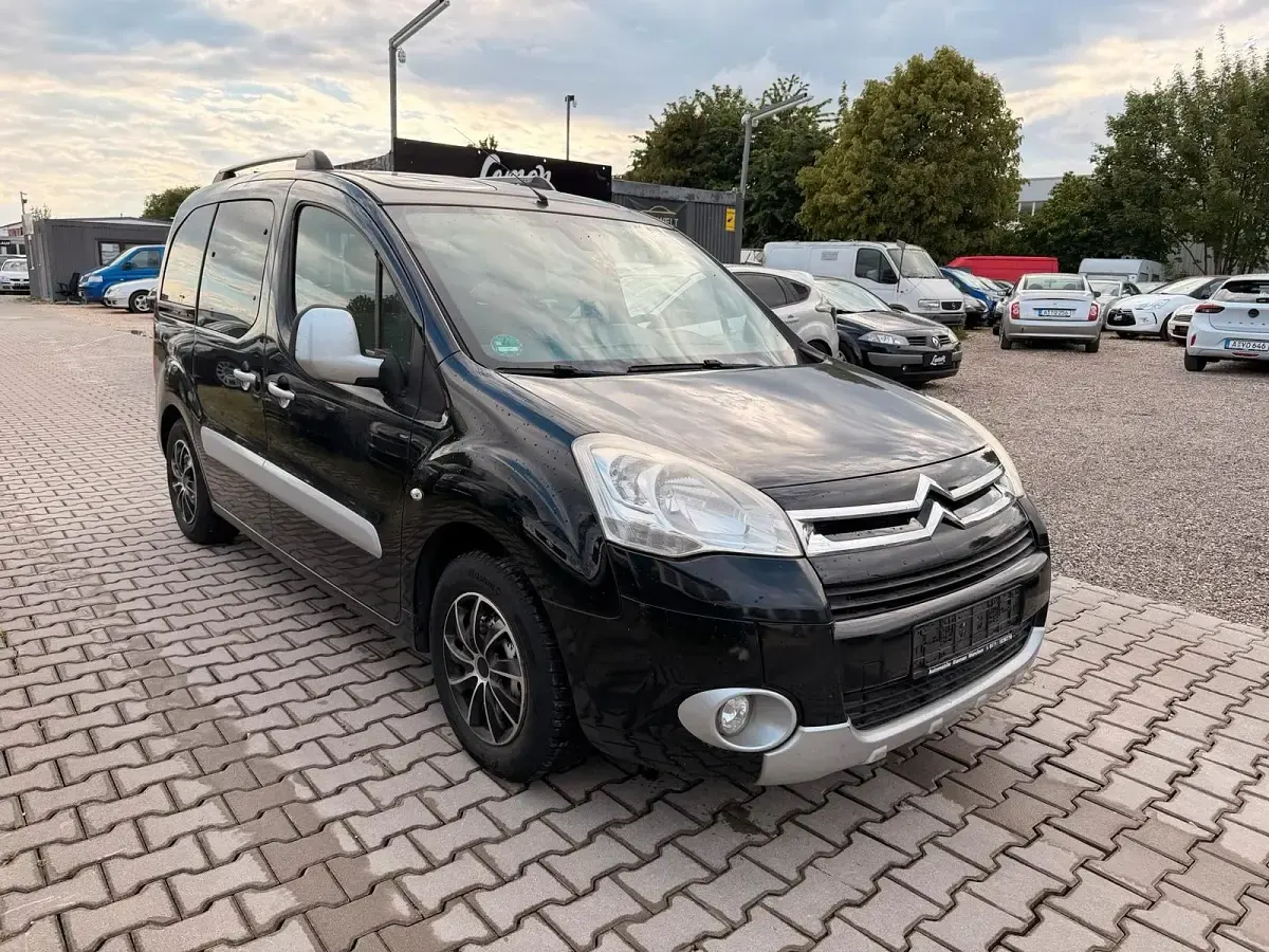 Gebraucht Citroën Berlingo 120 PS (88 kW) 2011 Schwarz Van / Kleinbus