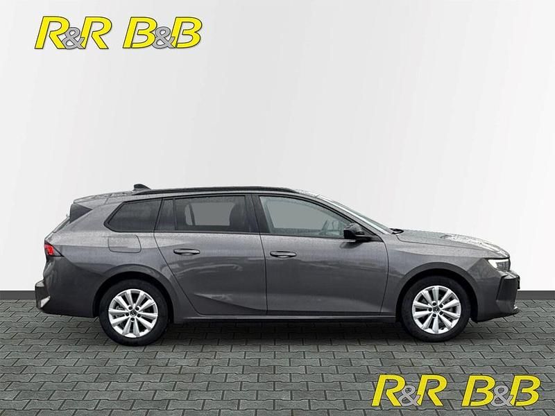 Gebraucht Opel Astra Edition 110 PS (80 kW) 2025 Grau Kombi
