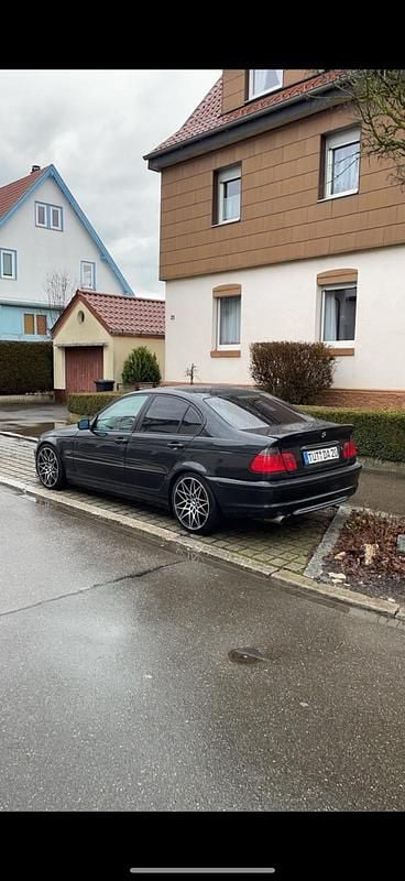 Schwarz Gebraucht 2000 BMW 323 M Sport Limousine | 2.500 € (Superpreis) - Bild 1/4