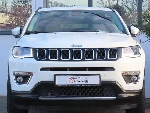 Gebraucht Jeep Compass 150 PS (110 kW) 2021 Weiß SUV