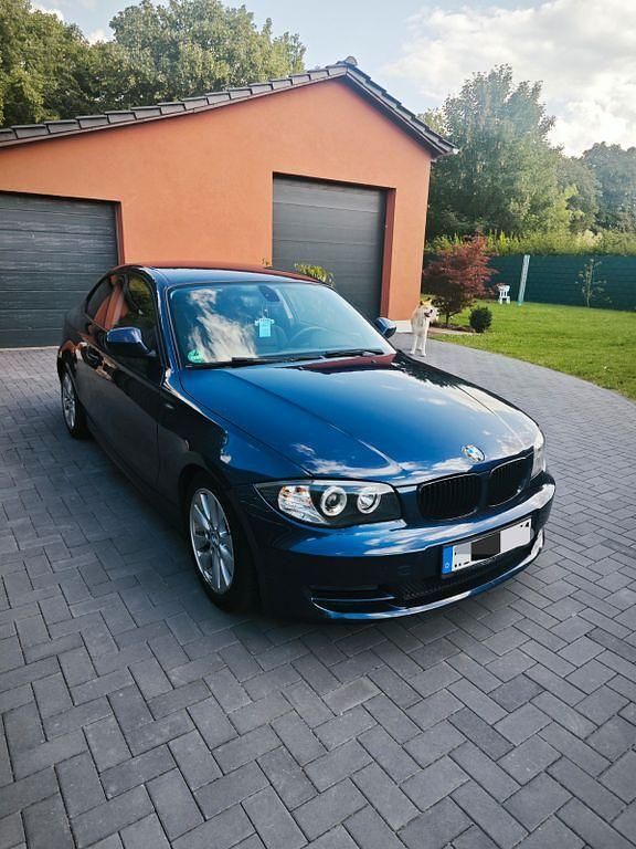 Gebraucht 2010 BMW 118 Kleinwagen | 8.500 € - Bild 1/4