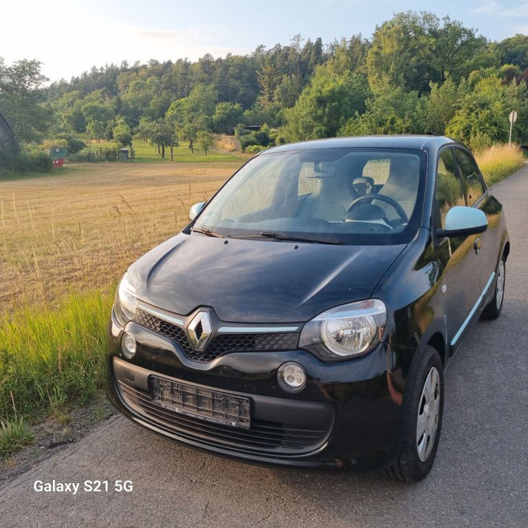 Schwarz Gebraucht 2016 Renault Twingo Dynamique Kleinwagen | 4.999 € (Guter Preis) - Bild 1/4