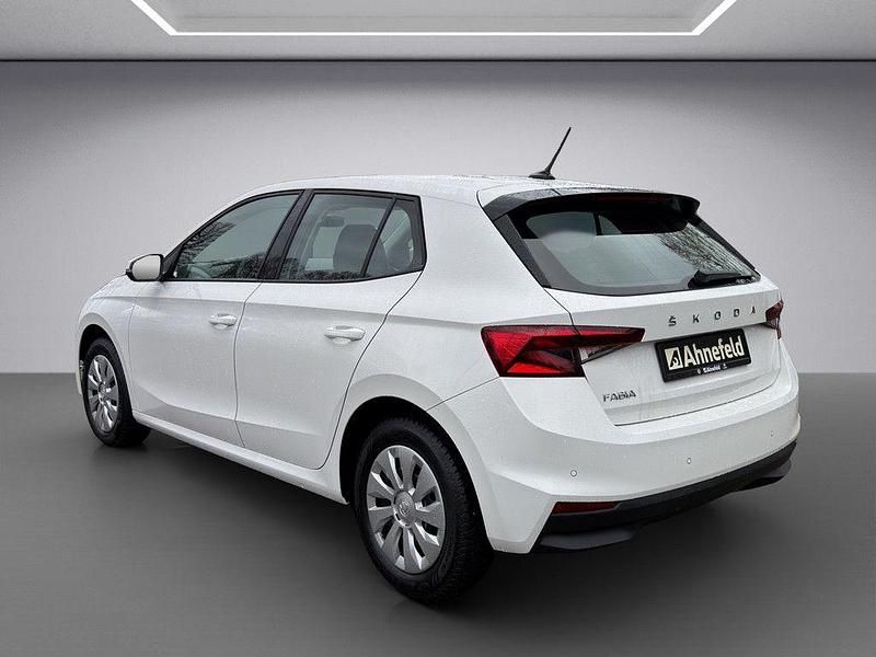 Gebraucht Skoda Fabia Active 65 PS (47 kW) 2022 Weiß Kleinwagen
